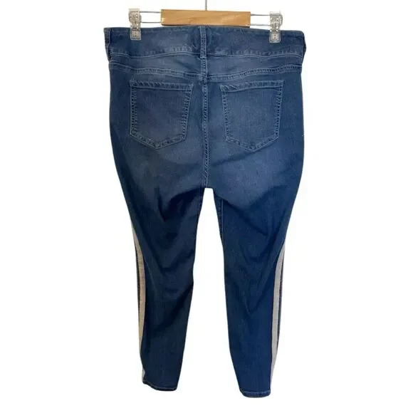 Torrid First Fit Jegging Jeans Women's Size 14S (33x25) Short Mid Rise Striped - Picture 2 of 11
